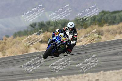 media/Oct-13-2025-Moto Forza (Mon) [[a66d839500]]/3-B Group/Session 3 (Turn 16)/